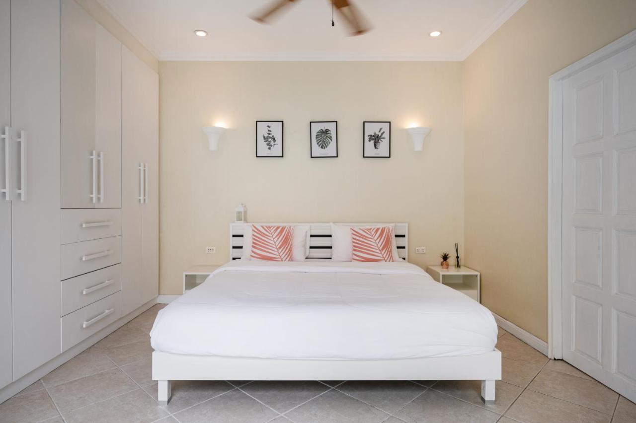 Majestic Residence Pool Villas 2 Bedrooms Private Beach 파타야 외부 사진